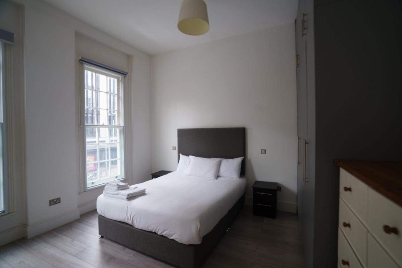 The Apartments Kensington High Street London Eksteriør bilde