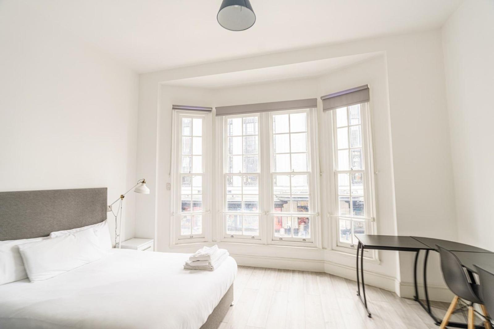 The Apartments Kensington High Street London Eksteriør bilde