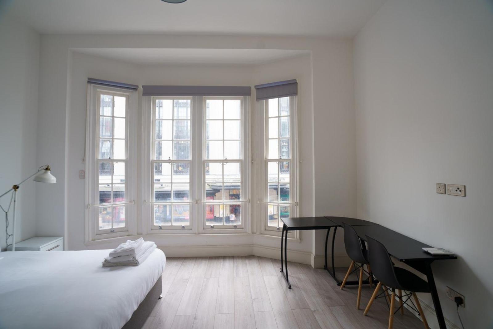 The Apartments Kensington High Street London Eksteriør bilde