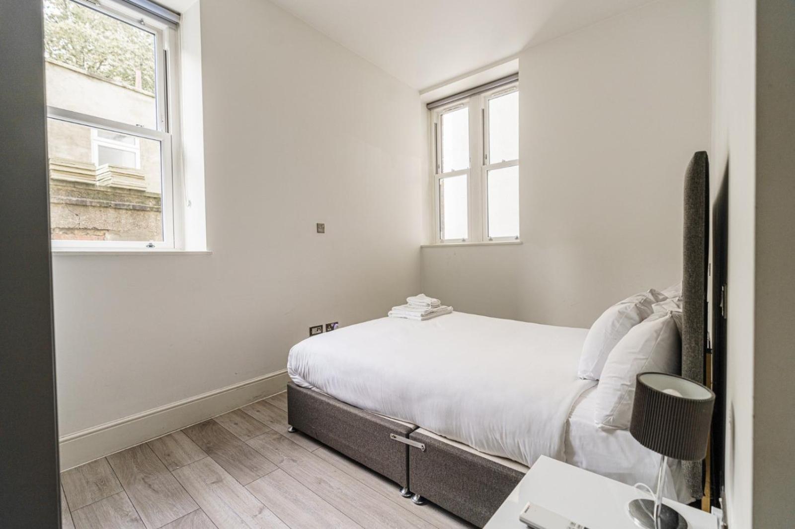 The Apartments Kensington High Street London Eksteriør bilde